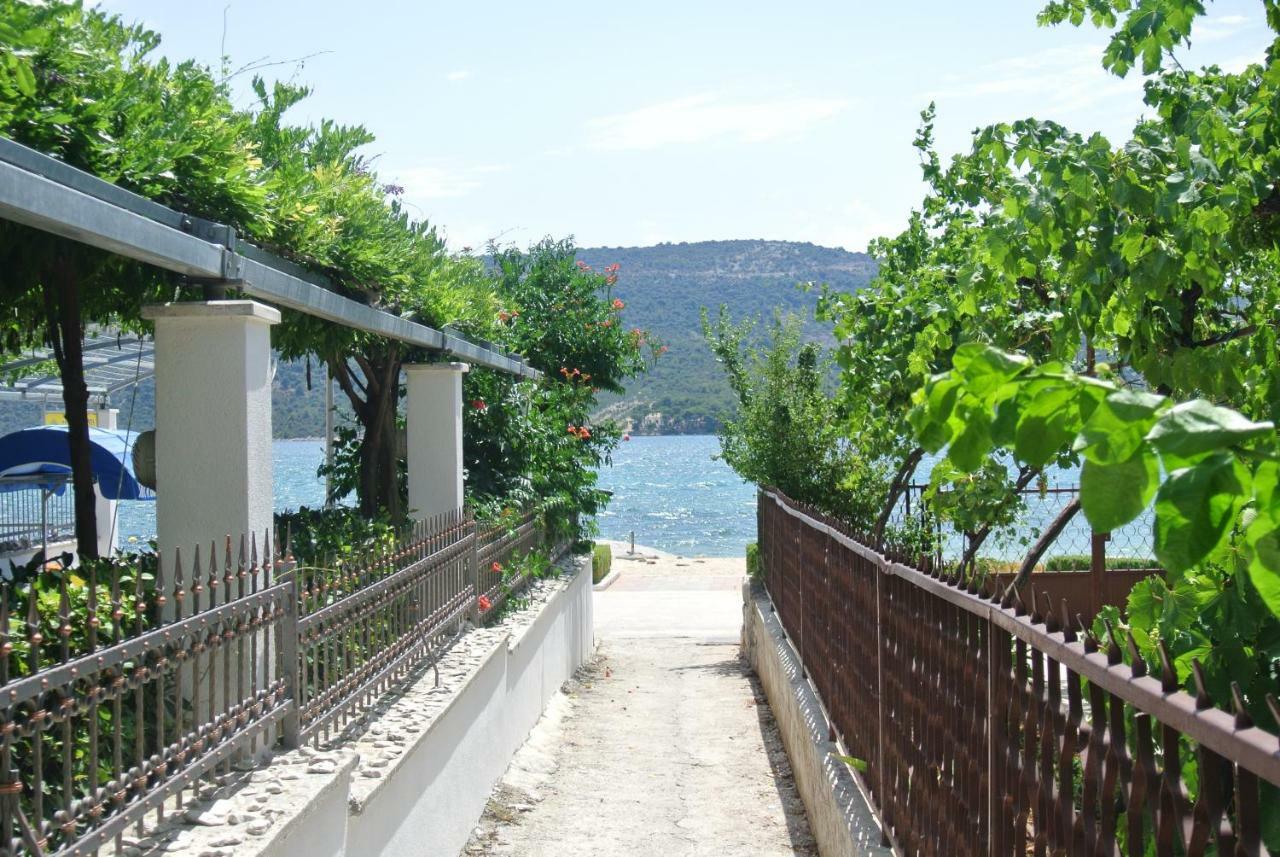 Villa Maros مارينا المظهر الخارجي الصورة